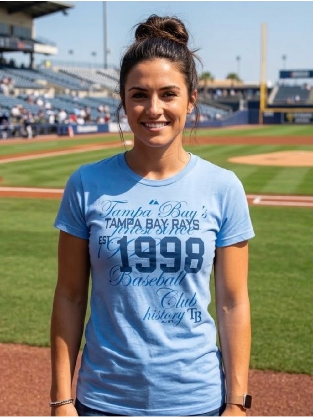 🏈Majestic Woman’s Blue Tampa Bay Ray’s T-Shirt Size M